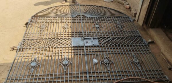 Intricate Geometric Grill Design